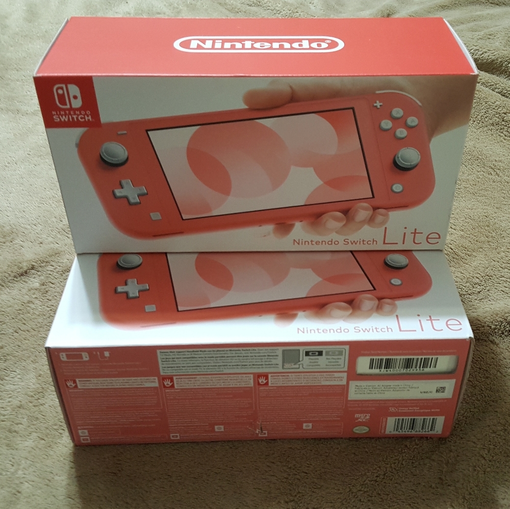 *SOLD* Nintendo Switch Lite Coral Console